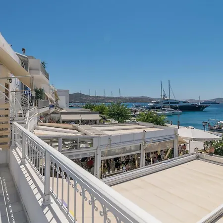 Apartment Anchorage Adamantas (Milos)